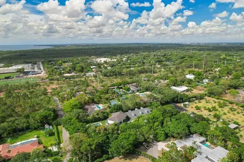 6910 SW 145th Terrace Palmetto Bay FL 33158