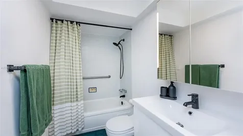 195 Sunrise Drive Key Biscayne FL 33149