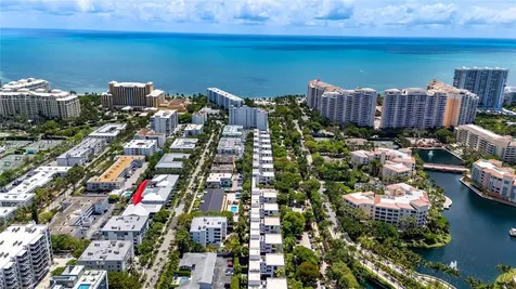 195 Sunrise Drive Key Biscayne FL 33149