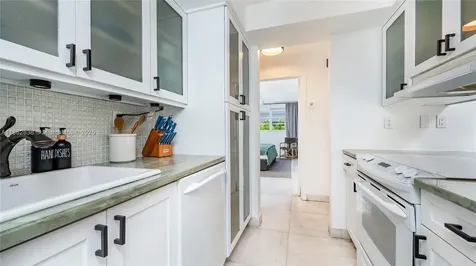 195 Sunrise Drive Key Biscayne FL 33149