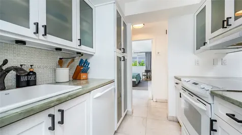 195 Sunrise Drive Key Biscayne FL 33149