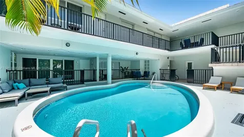 195 Sunrise Drive Key Biscayne FL 33149
