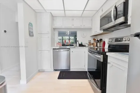1501 S Ocean Boulevard Lauderdale By The Sea FL 33062