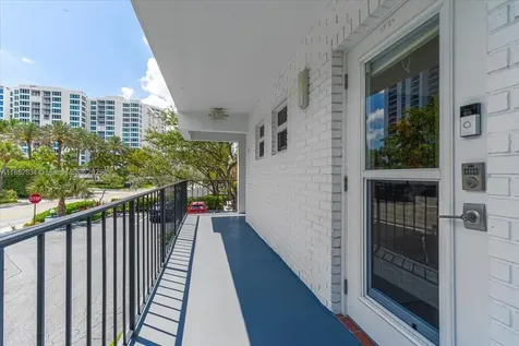 1501 S Ocean Boulevard Lauderdale By The Sea FL 33062