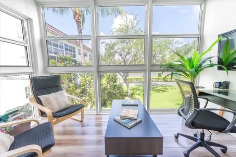 1501 S Ocean Boulevard Lauderdale By The Sea FL 33062