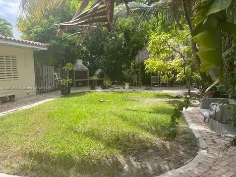 4445 N Michigan Avenue Miami Beach FL 33140