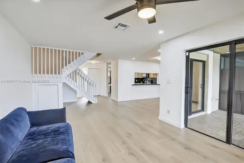 340 SW 97th Avenue Pembroke Pines FL 33025