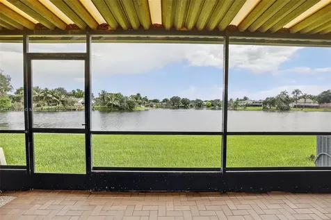 340 SW 97th Avenue Pembroke Pines FL 33025