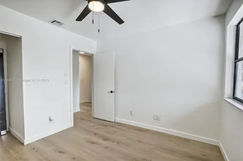 340 SW 97th Avenue Pembroke Pines FL 33025
