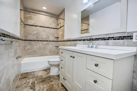 340 SW 97th Avenue Pembroke Pines FL 33025