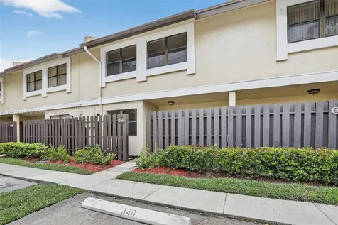 340 SW 97th Avenue Pembroke Pines FL 33025