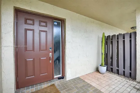 340 SW 97th Avenue Pembroke Pines FL 33025