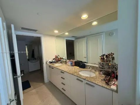 1800 S Ocean Drive Hallandale Beach FL 33009