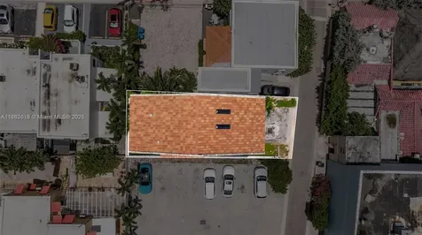 311 N Surf Road Hollywood FL 33019