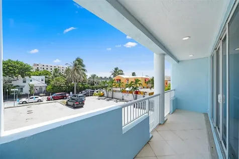 311 N Surf Road Hollywood FL 33019
