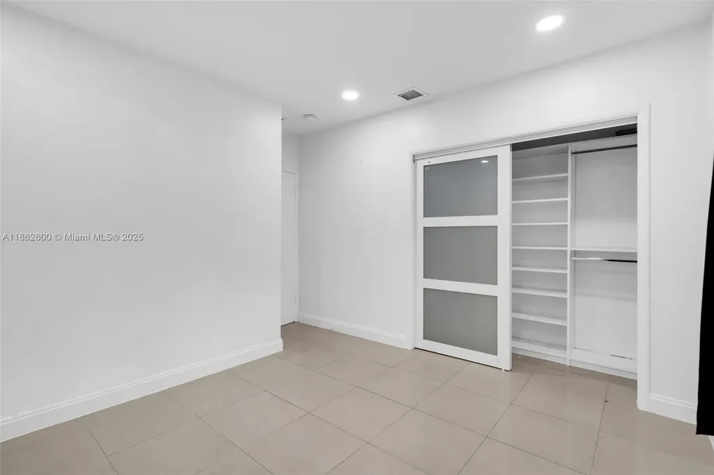 640 E Melrose Circle Fort Lauderdale FL 33312