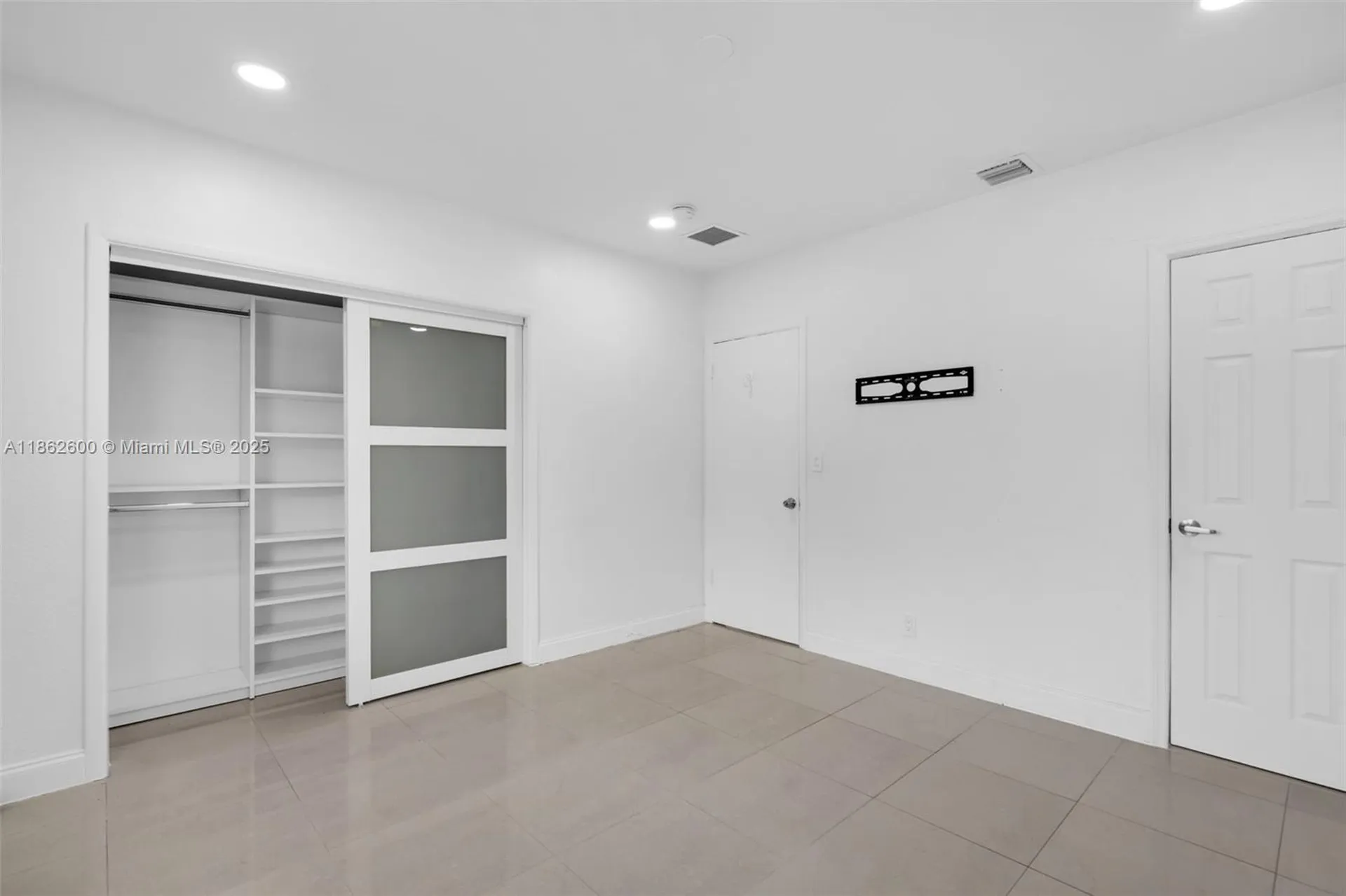 640 E Melrose Circle Fort Lauderdale FL 33312