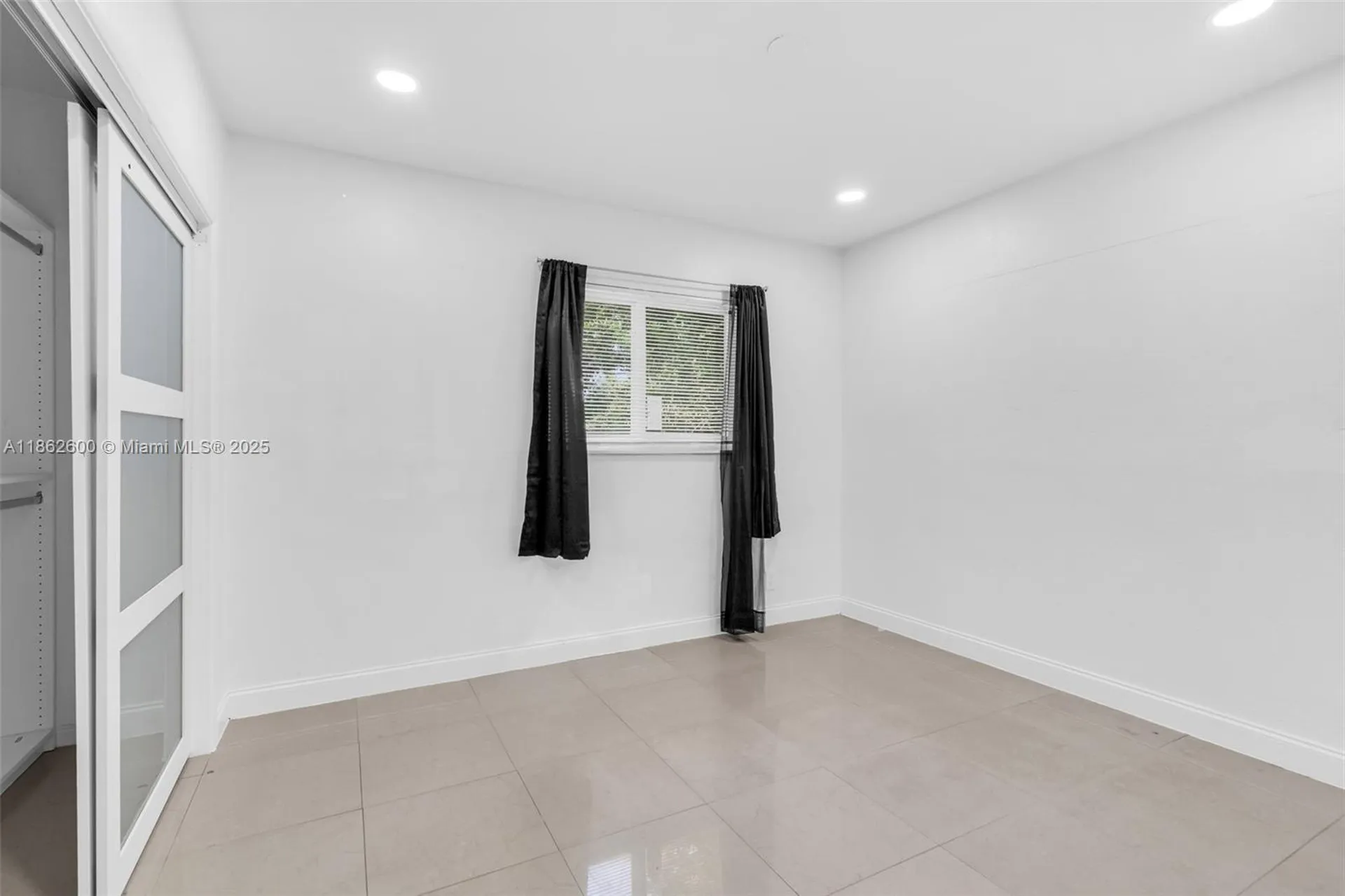 640 E Melrose Circle Fort Lauderdale FL 33312