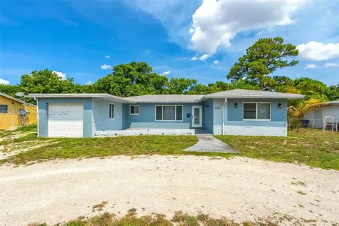 640 E Melrose Circle Fort Lauderdale FL 33312