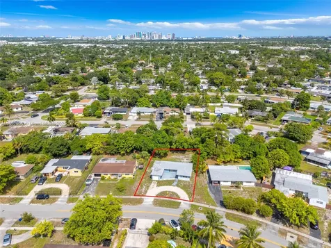 640 E Melrose Circle Fort Lauderdale FL 33312