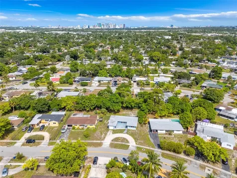 640 E Melrose Circle Fort Lauderdale FL 33312
