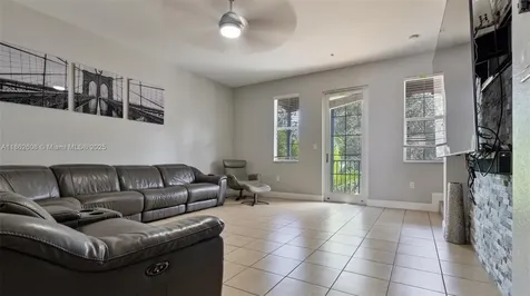 2547 SW 119th Terrace Miramar FL 33025