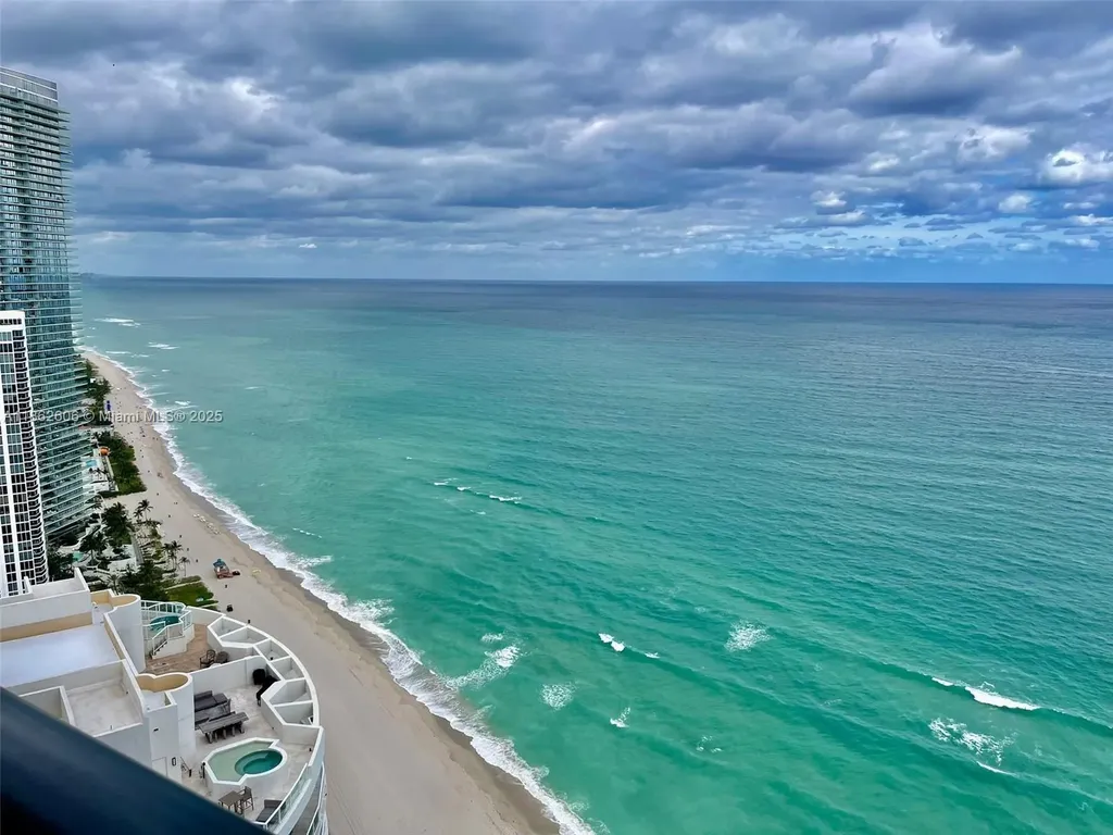 18555 Collins Avenue Sunny Isles Beach FL 33160