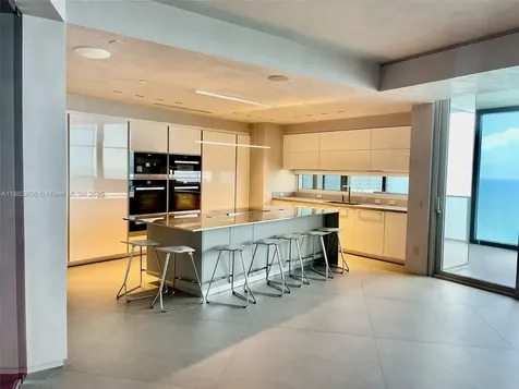 18555 Collins Avenue Sunny Isles Beach FL 33160