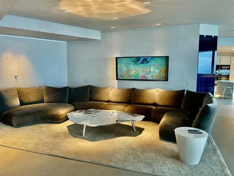 18555 Collins Avenue Sunny Isles Beach FL 33160