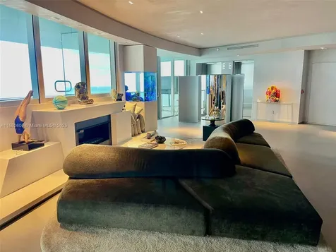 18555 Collins Avenue Sunny Isles Beach FL 33160