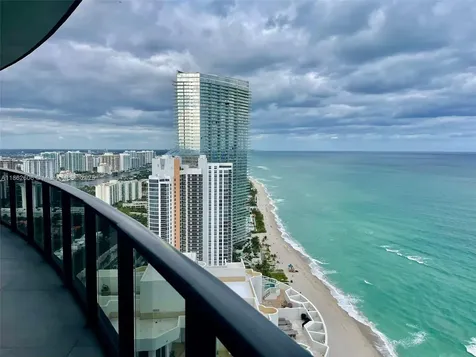 18555 Collins Avenue Sunny Isles Beach FL 33160