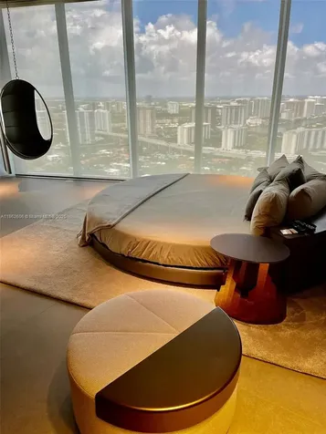 18555 Collins Avenue Sunny Isles Beach FL 33160