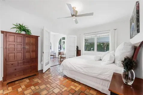 1800 Jefferson Avenue Miami Beach FL 33139