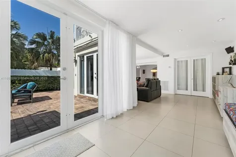 1800 Jefferson Avenue Miami Beach FL 33139