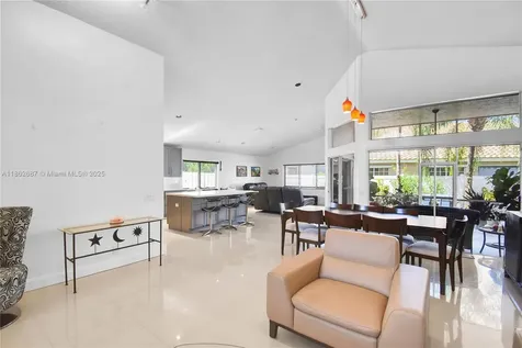 211 Cameron Court Weston FL 33326