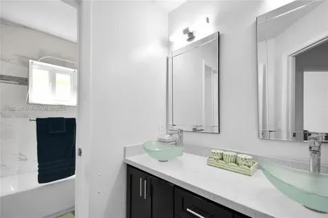 211 Cameron Court Weston FL 33326