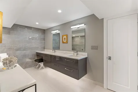 2100 S Ocean Lane Fort Lauderdale FL 33316