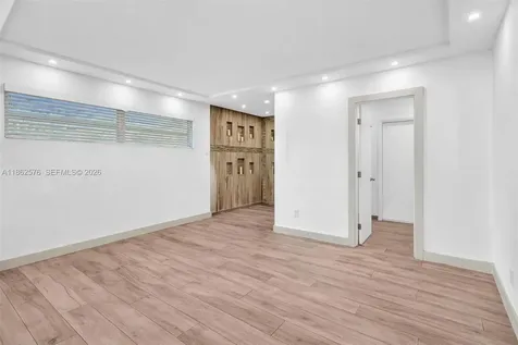 20350 Highland Lakes Boulevard Miami FL 33179