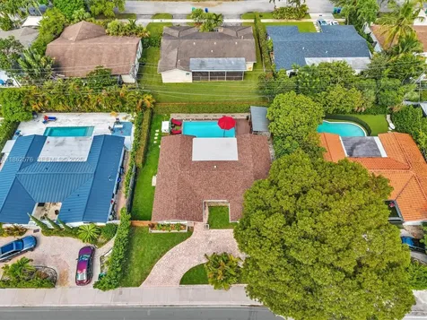 20350 Highland Lakes Boulevard Miami FL 33179
