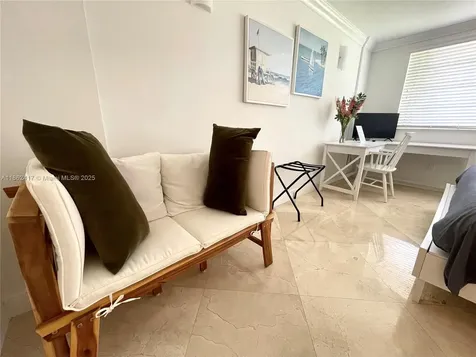 177 Ocean Lane Drive Key Biscayne FL 33149