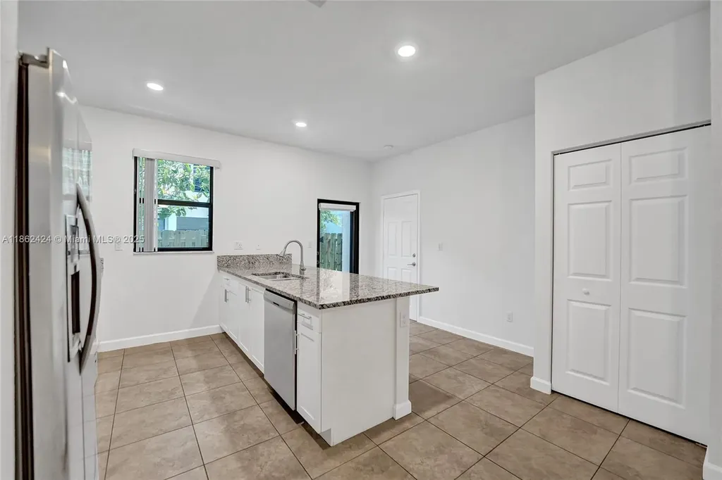 1600 SW 28 Street Fort Lauderdale FL 33315