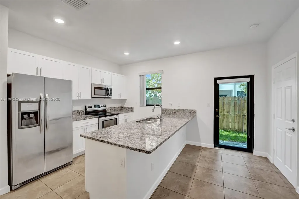 1600 SW 28 Street Fort Lauderdale FL 33315