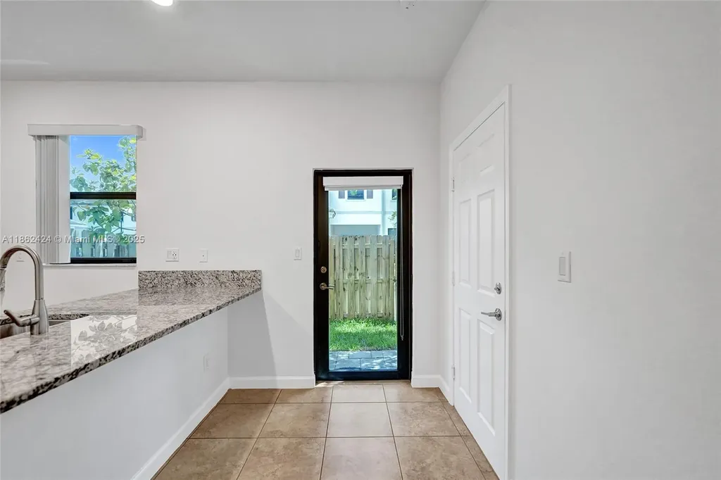 1600 SW 28 Street Fort Lauderdale FL 33315