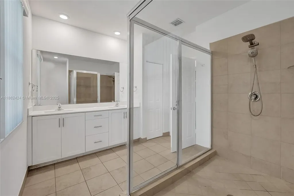 1600 SW 28 Street Fort Lauderdale FL 33315