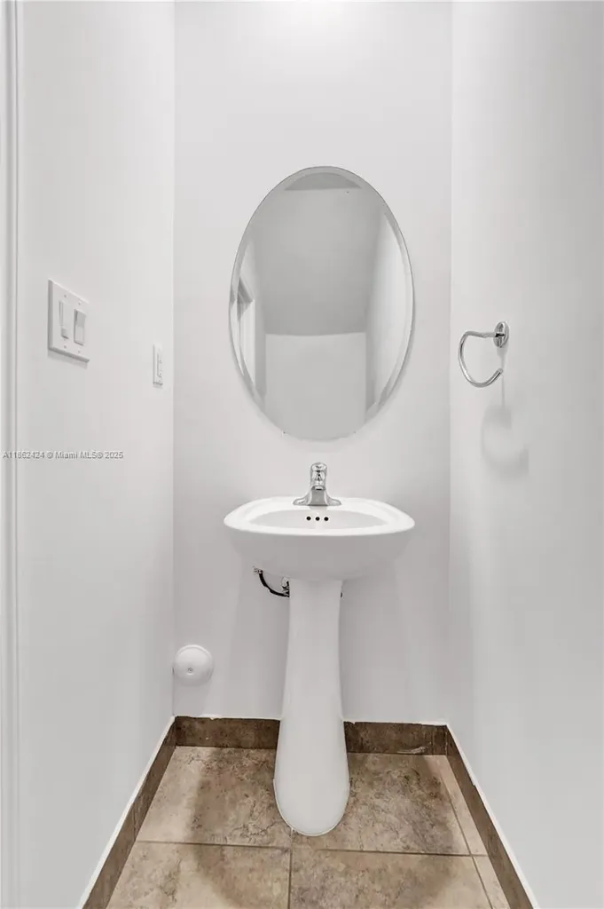 1600 SW 28 Street Fort Lauderdale FL 33315