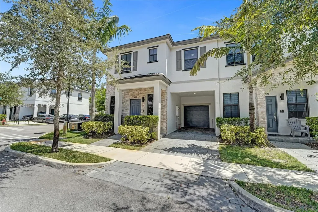 1600 SW 28 Street Fort Lauderdale FL 33315