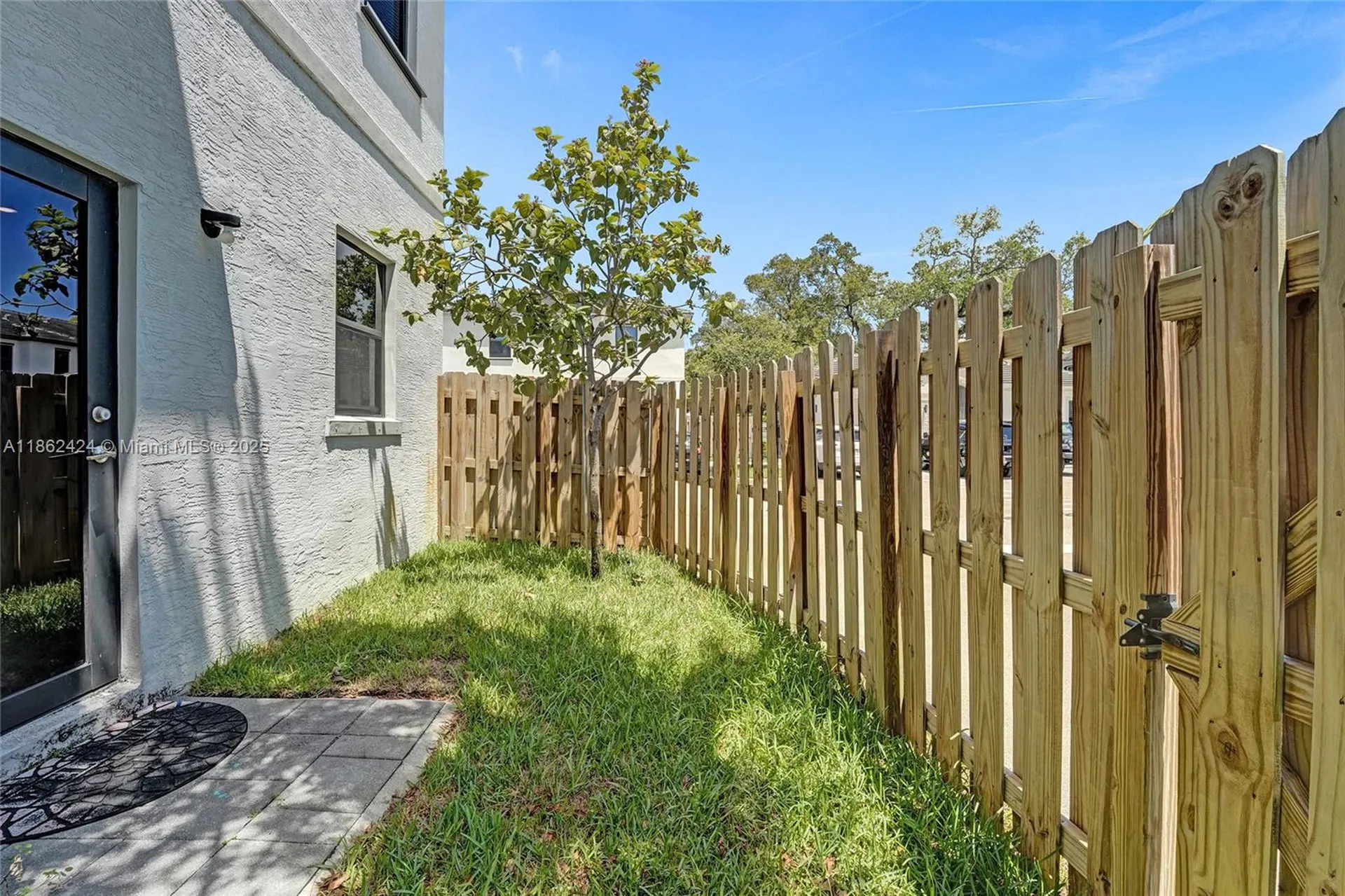 1600 SW 28 Street Fort Lauderdale FL 33315