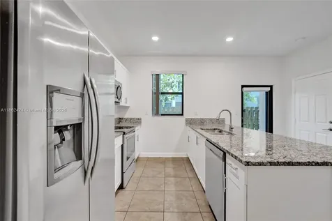 1600 SW 28 Street Fort Lauderdale FL 33315