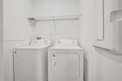 1600 SW 28 Street Fort Lauderdale FL 33315