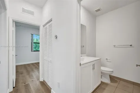 1600 SW 28 Street Fort Lauderdale FL 33315